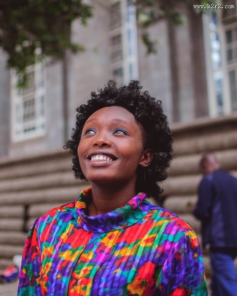 黑皮肤美女图片