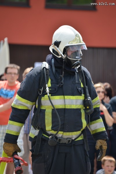 英勇的消防员图片