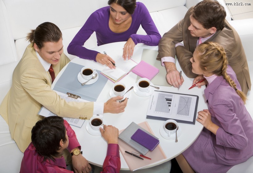 办公室小组会议图片大全