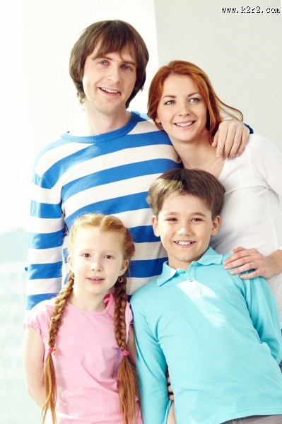 幸福美满的家庭图片