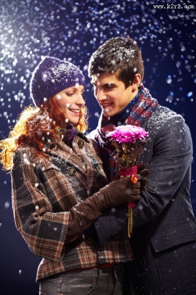 亲密的情侣图片