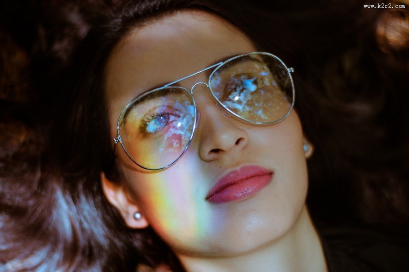 嘴唇的美女图片