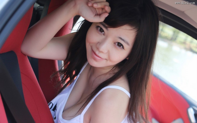 嫩模车模刘飞儿图片