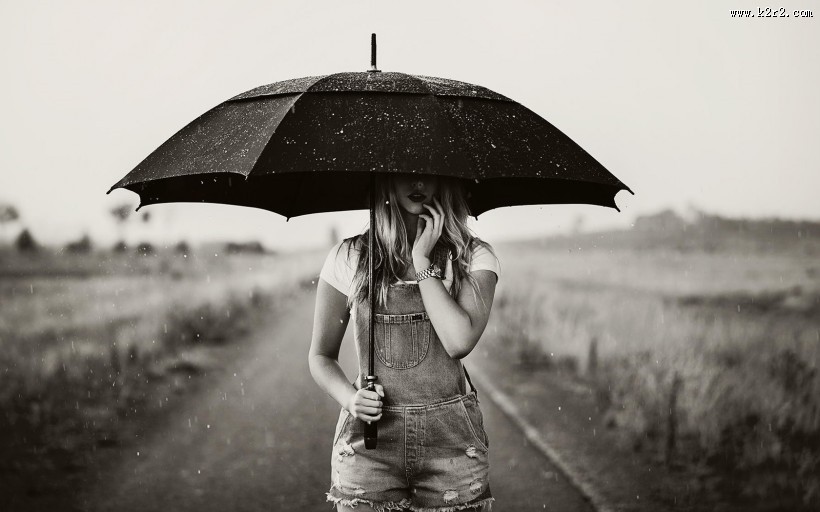雨中的女孩图片大全