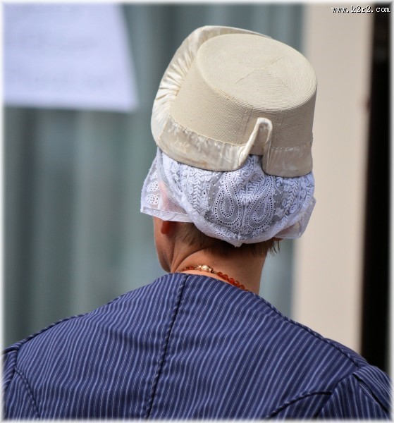 戴帽子的人物背影图片大全