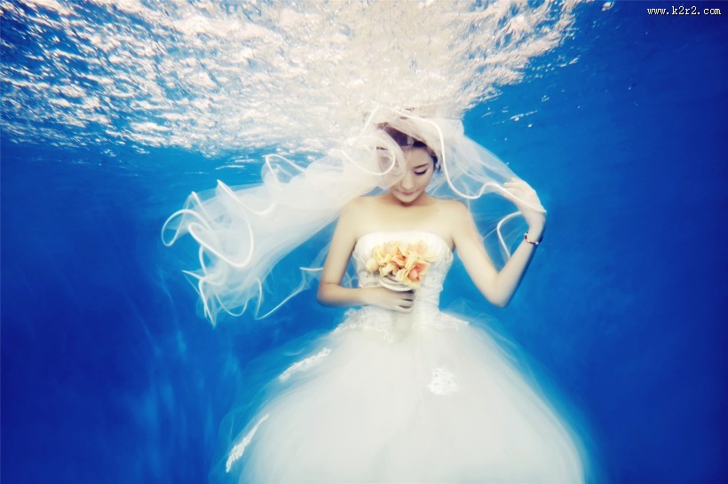 唯美水下人物摄影图片大全
