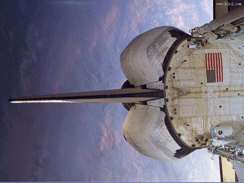 探索宇宙-太空中的宇航员图片