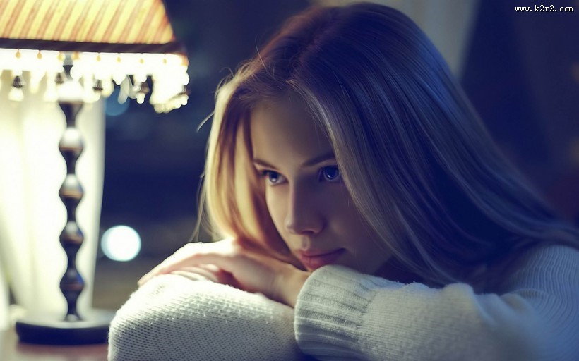 精致女性侧脸图片