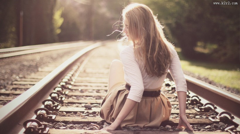 唯美人物背影图片