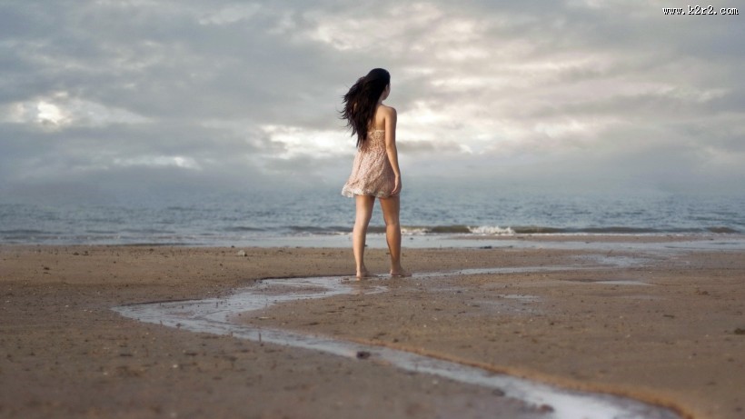 唯美的女性背影图片