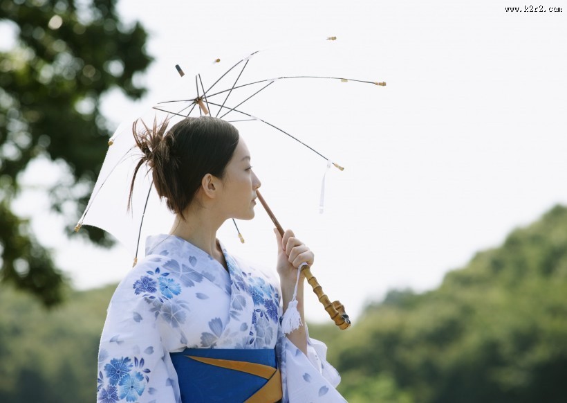 夏日里打伞的日本女人图片大全