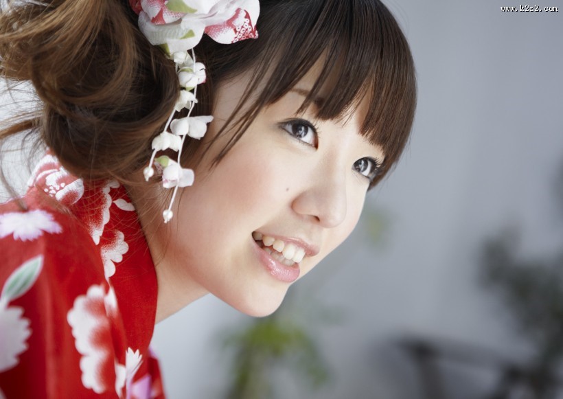 穿着和服的女孩图片