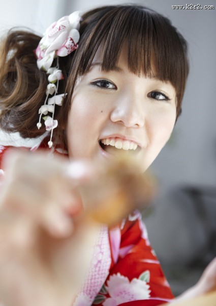 穿着和服的女孩图片