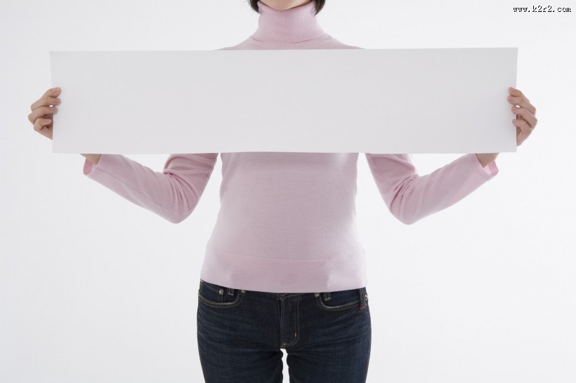女性空白告示图片