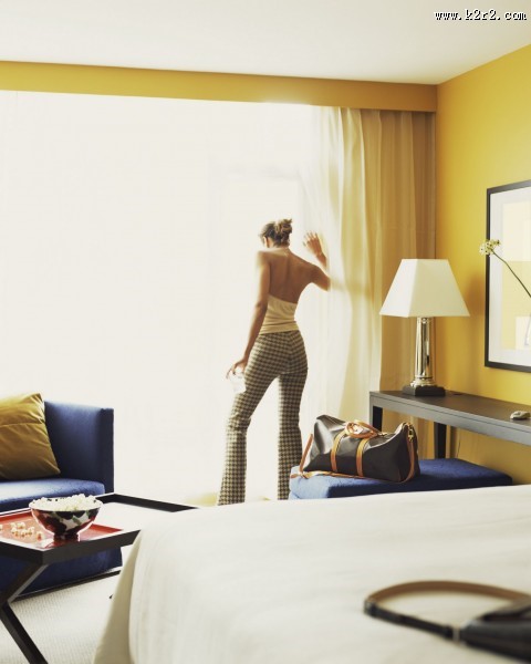 女性家中生活图片