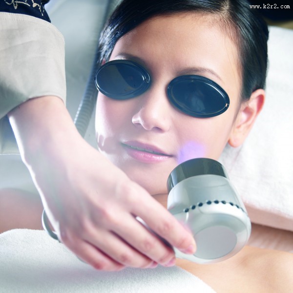 女性皮肤光疗护理图片