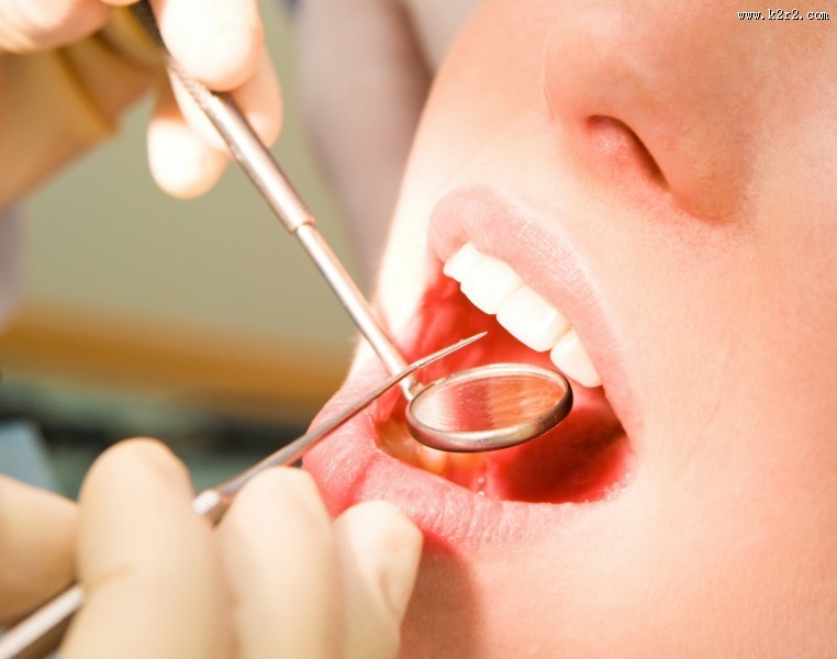 牙科治疗图片