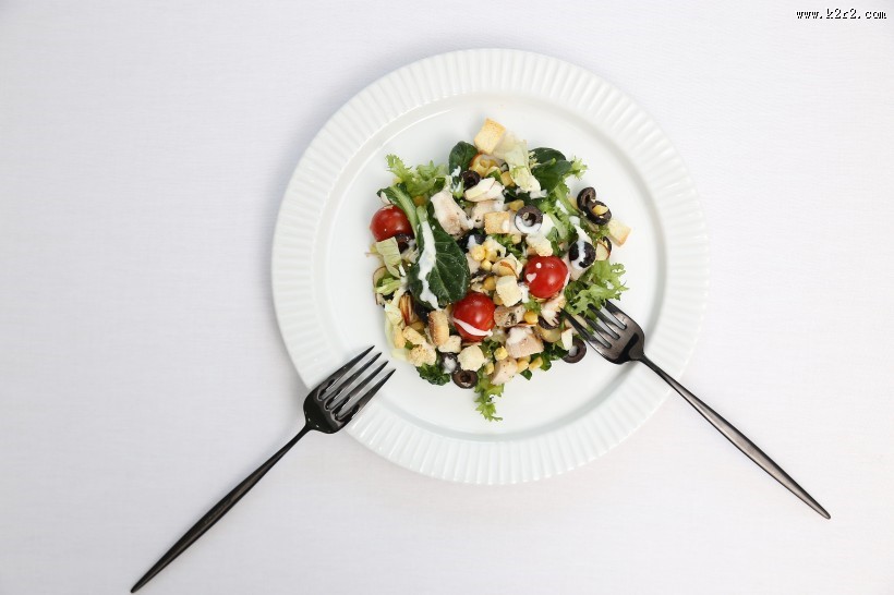 营养健康的蔬菜沙拉图片