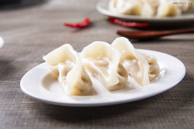 好吃的煮熟的饺子图片大全