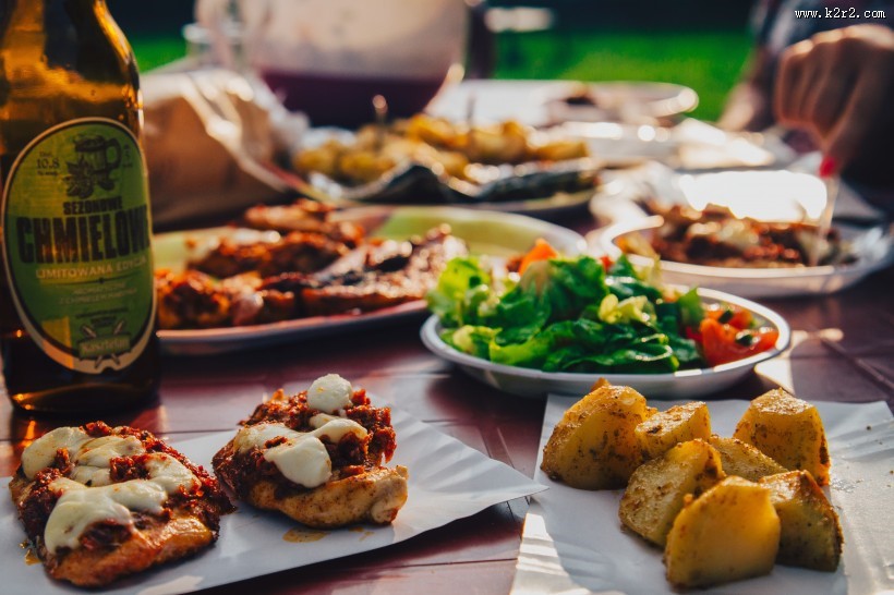 丰盛的美食图片