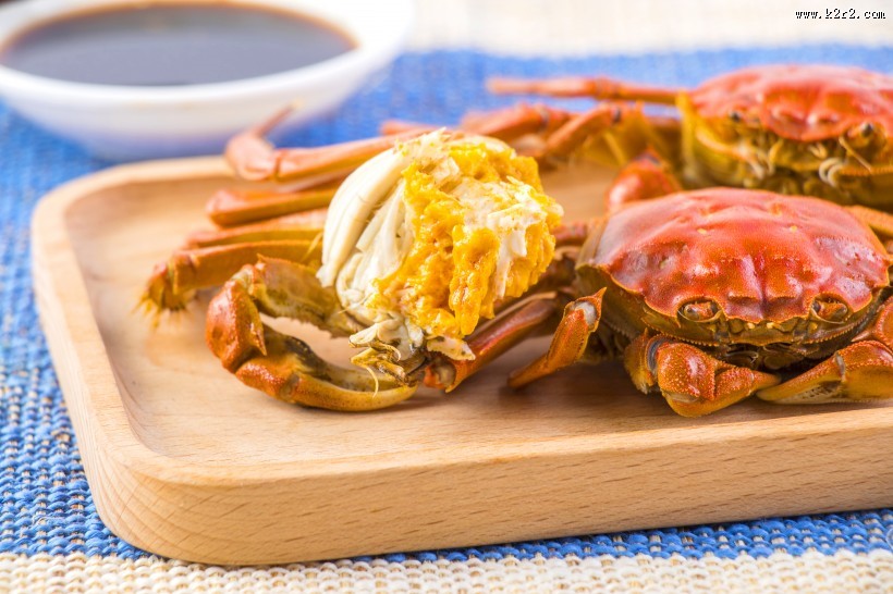 肥嫩鲜美的大闸蟹图片