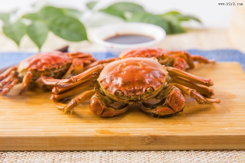 肥嫩鲜美的大闸蟹图片