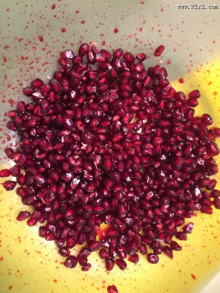 粒粒饱满的石榴粒图片大全