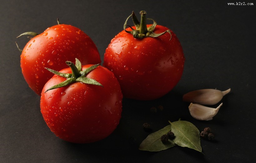 新鲜番茄图片
