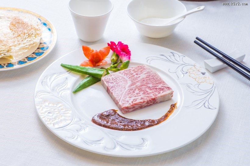 精美摆盘的牛排图片大全