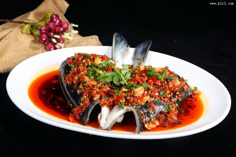 美味可口有营养的剁椒鱼头图片