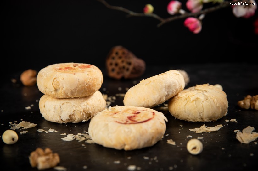 中秋节酥皮月饼图片