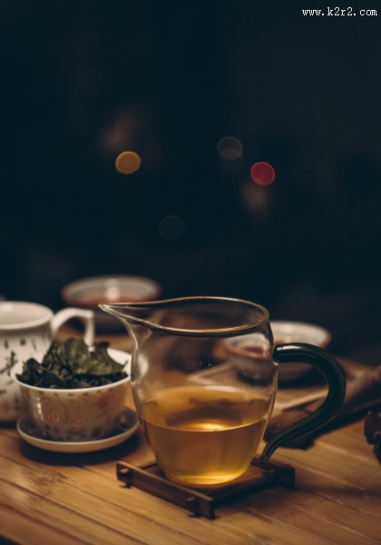 杯子里的茶图片