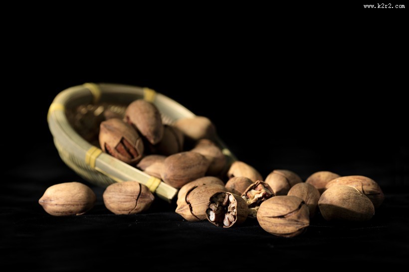 营养碧根果零食坚果图片