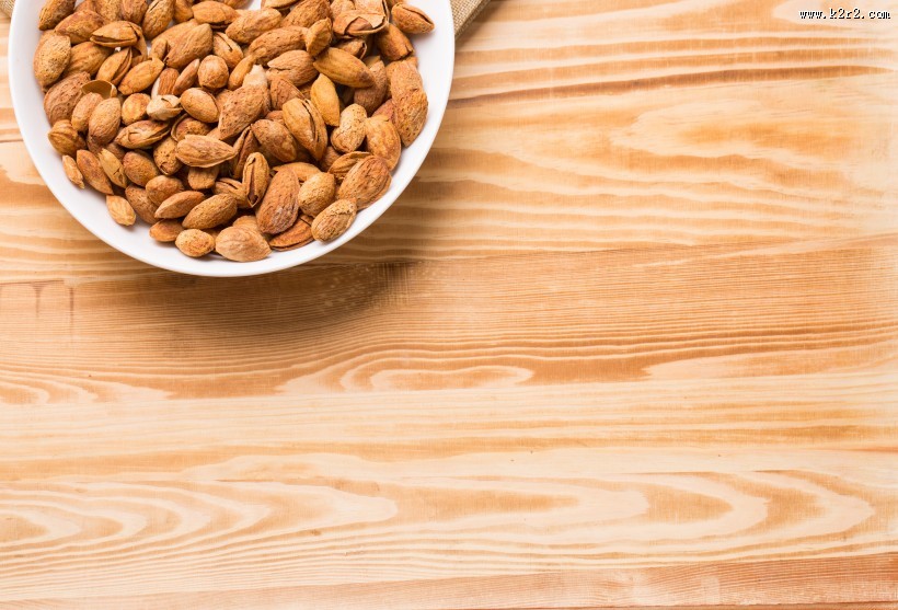 美味可口的巴旦木坚果图片大全