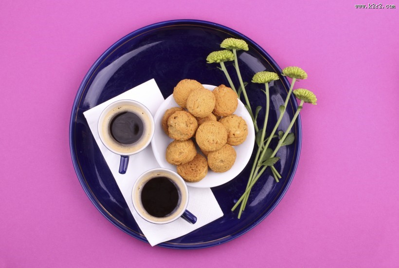 又圆又脆的饼干图片