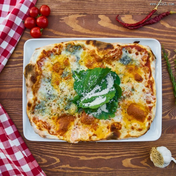 美味好吃的披萨图片