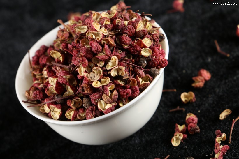 新鲜无公害花椒图片