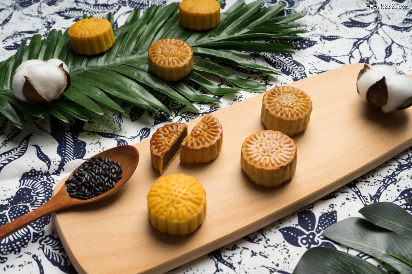美味香甜的月饼图片