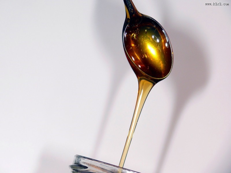 一勺流动的蜂蜜图片