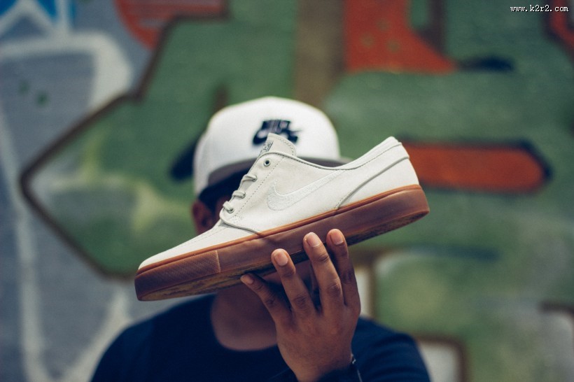 耐克男士帆布鞋图片