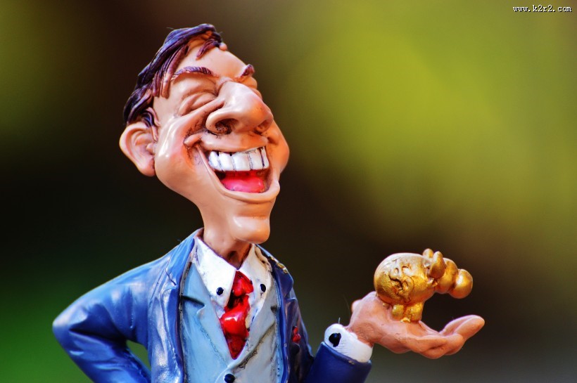 小小的卡通人物玩具图片