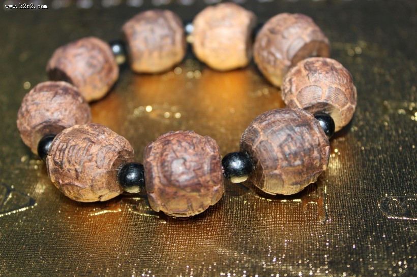 古朴的手串图片