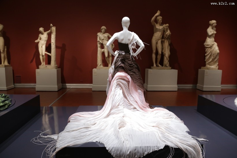 展示服装的模特道具图片