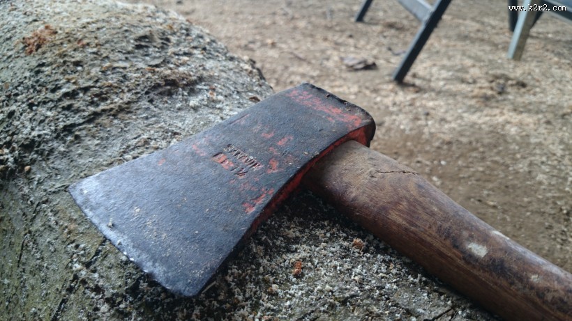 锋利厚重的斧头图片大全