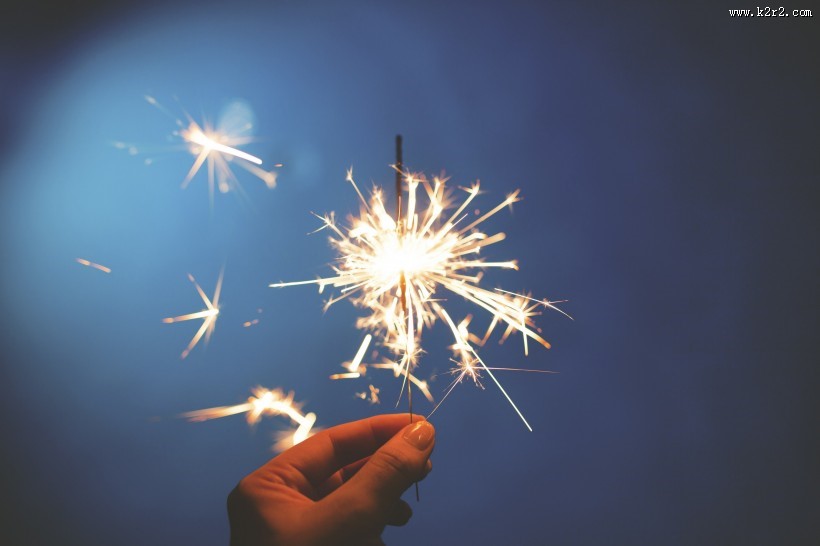 点燃的星光棒图片大全