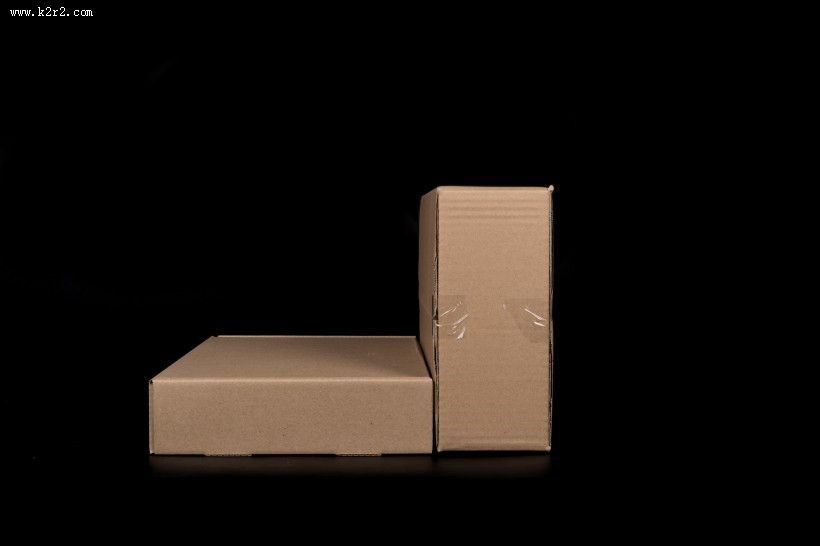 快递物流纸箱图片