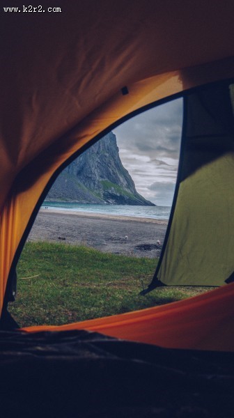 野外的宿营帐篷图片