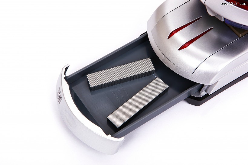 办公常用订书机图片