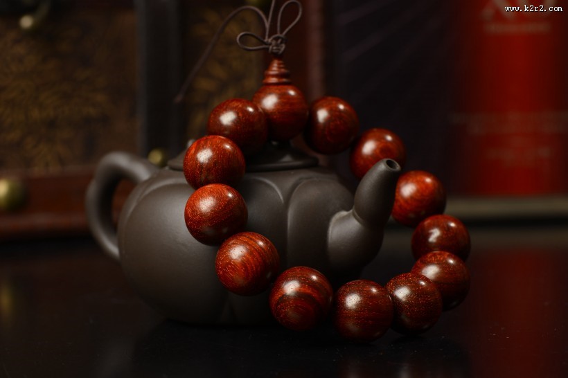 优雅的小叶紫檀手串图片大全