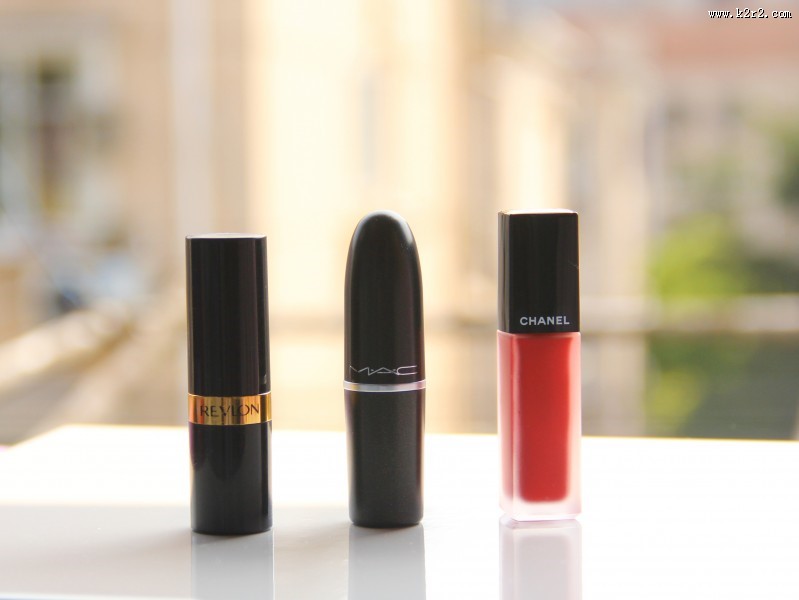 各种颜色的口红图片